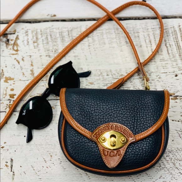 Dooney & Bourke Handbags - Vintage Dooney & Bourke Calvary Bag